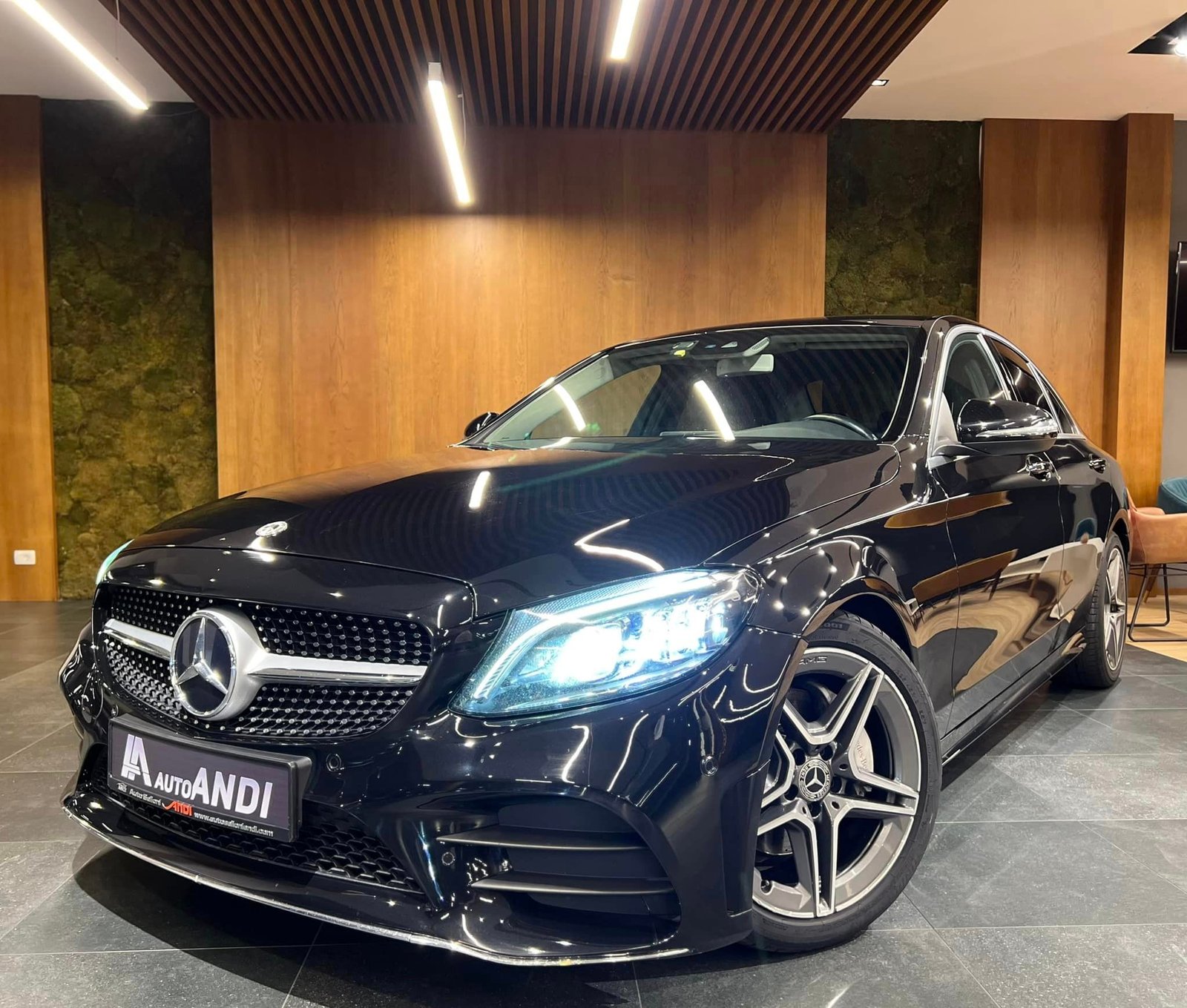 𝐌𝐄𝐑𝐂𝐄𝐃𝐄𝐒-𝐁𝐄𝐍𝐙 𝐂-𝐂𝐋𝐀𝐒𝐒 𝟐𝟐𝟎 𝐃𝐈𝐄𝐒𝐄𝐋 𝟐𝟎𝟐𝟎