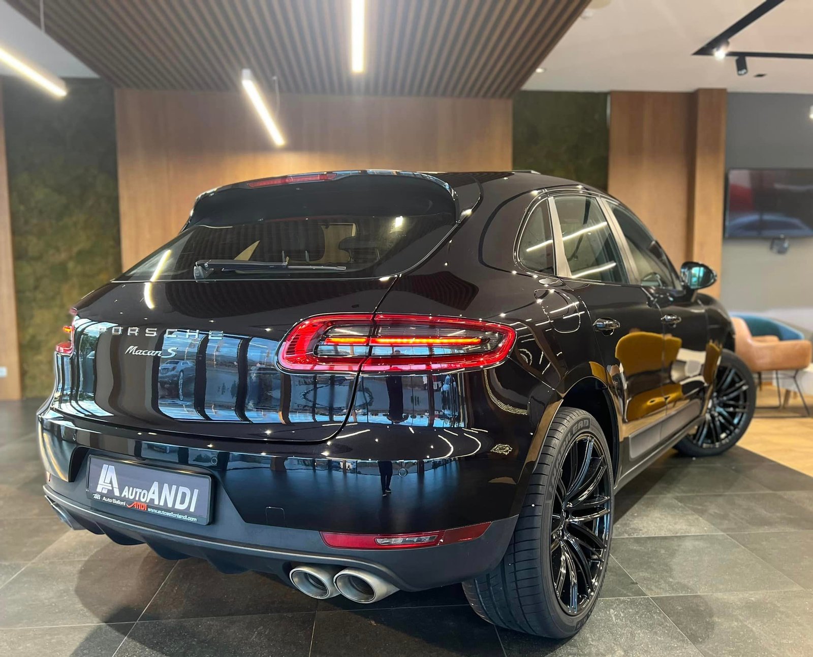 𝐏𝐎𝐑𝐂𝐇𝐄 𝐌𝐀𝐂𝐀𝐍 𝐒 𝟑.𝟎 𝐃𝐈𝐄𝐒𝐄𝐋 𝐕𝐈𝐓𝐈 𝟐𝟎𝟏𝟓