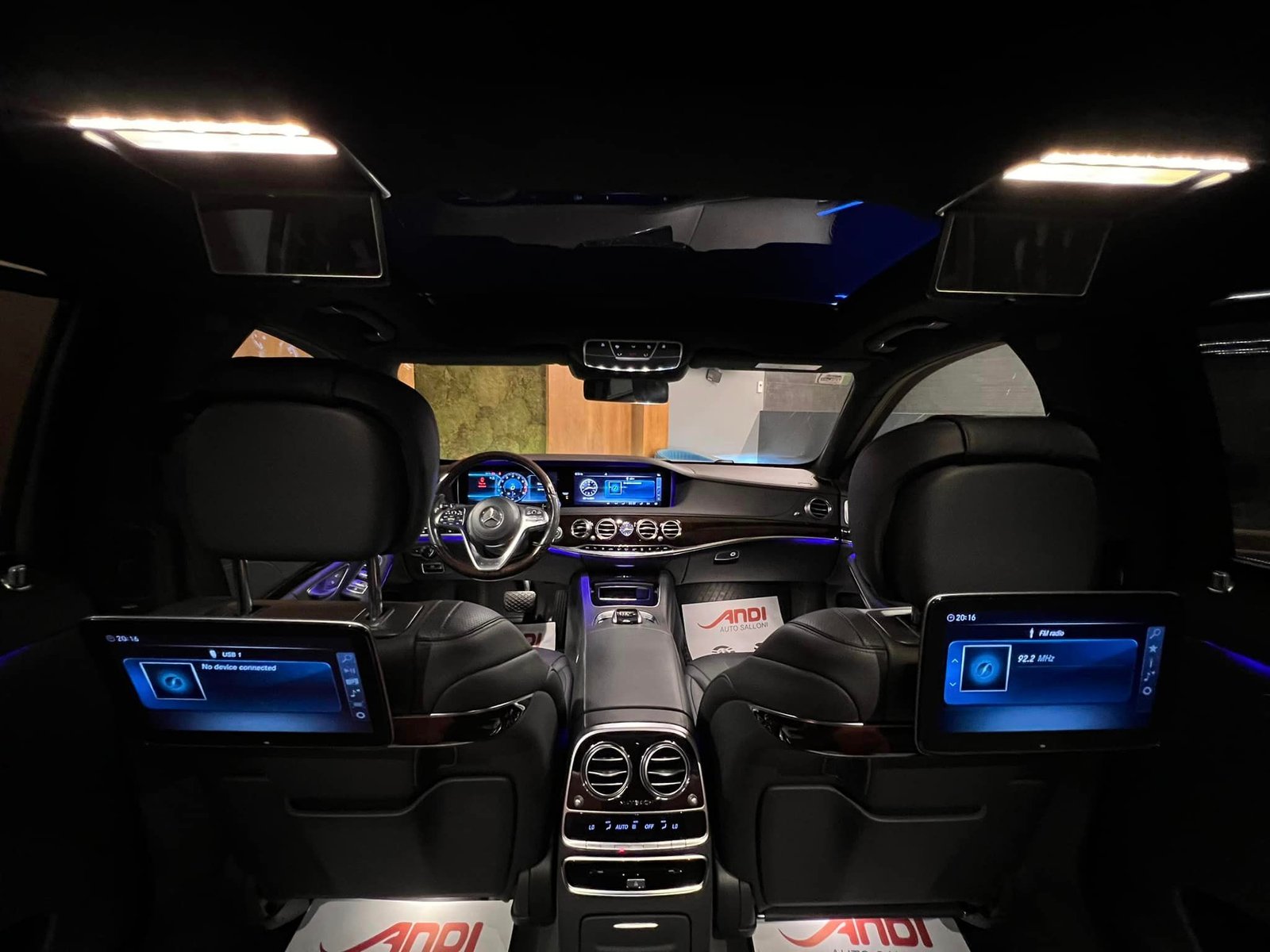 MERCEDES-BENZ S CLASS 560 “MAYBACH”