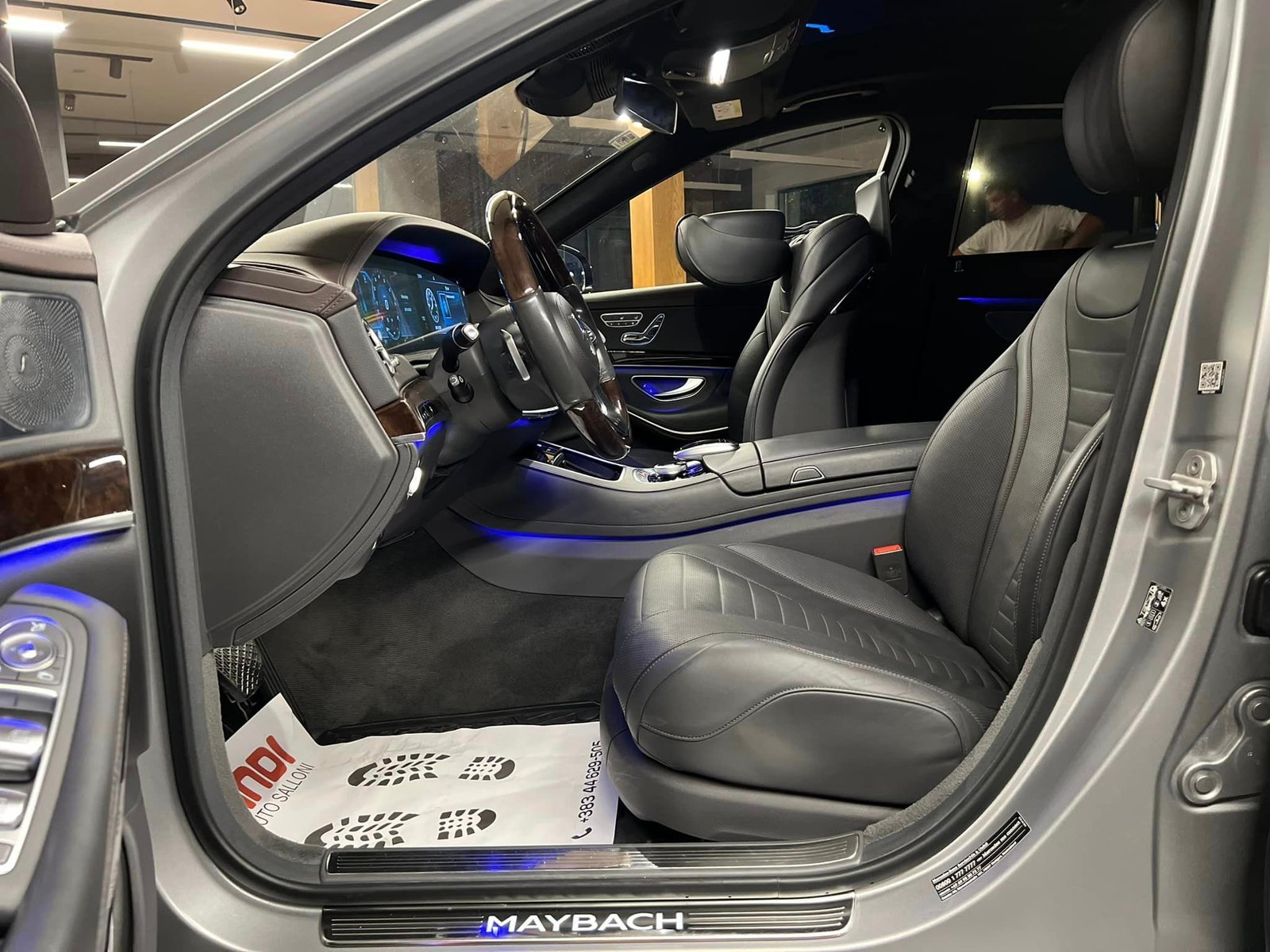 MERCEDES-BENZ S CLASS 560 “MAYBACH”