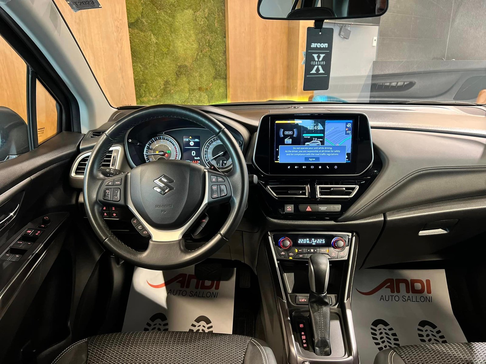 𝐒𝐔𝐙𝐔𝐊𝐈 𝐒-𝐂𝐑𝐎𝐒𝐒 𝐒𝐗𝟒 1.4 𝐁𝐄𝐍𝐙𝐈𝐍/𝐇𝐘𝐁𝐑𝐈𝐃