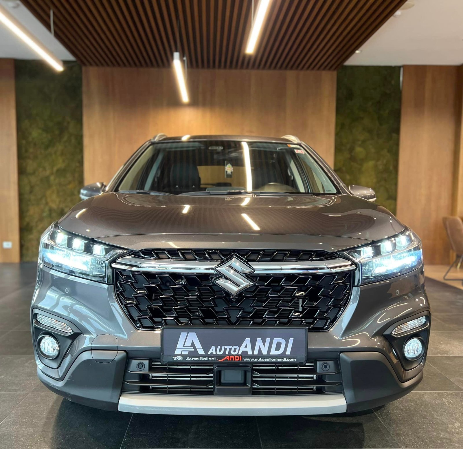 𝐒𝐔𝐙𝐔𝐊𝐈 𝐒-𝐂𝐑𝐎𝐒𝐒 𝐒𝐗𝟒 1.4 𝐁𝐄𝐍𝐙𝐈𝐍/𝐇𝐘𝐁𝐑𝐈𝐃