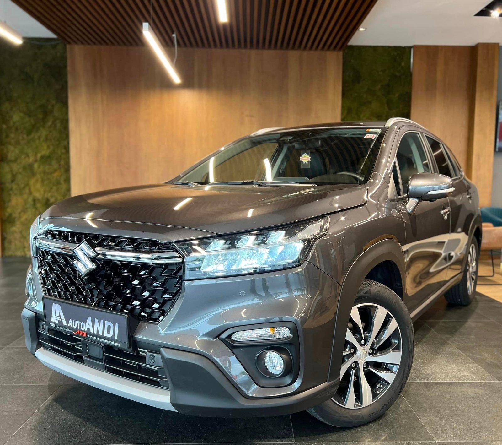 𝐒𝐔𝐙𝐔𝐊𝐈 𝐒-𝐂𝐑𝐎𝐒𝐒 𝐒𝐗𝟒 1.4 𝐁𝐄𝐍𝐙𝐈𝐍/𝐇𝐘𝐁𝐑𝐈𝐃