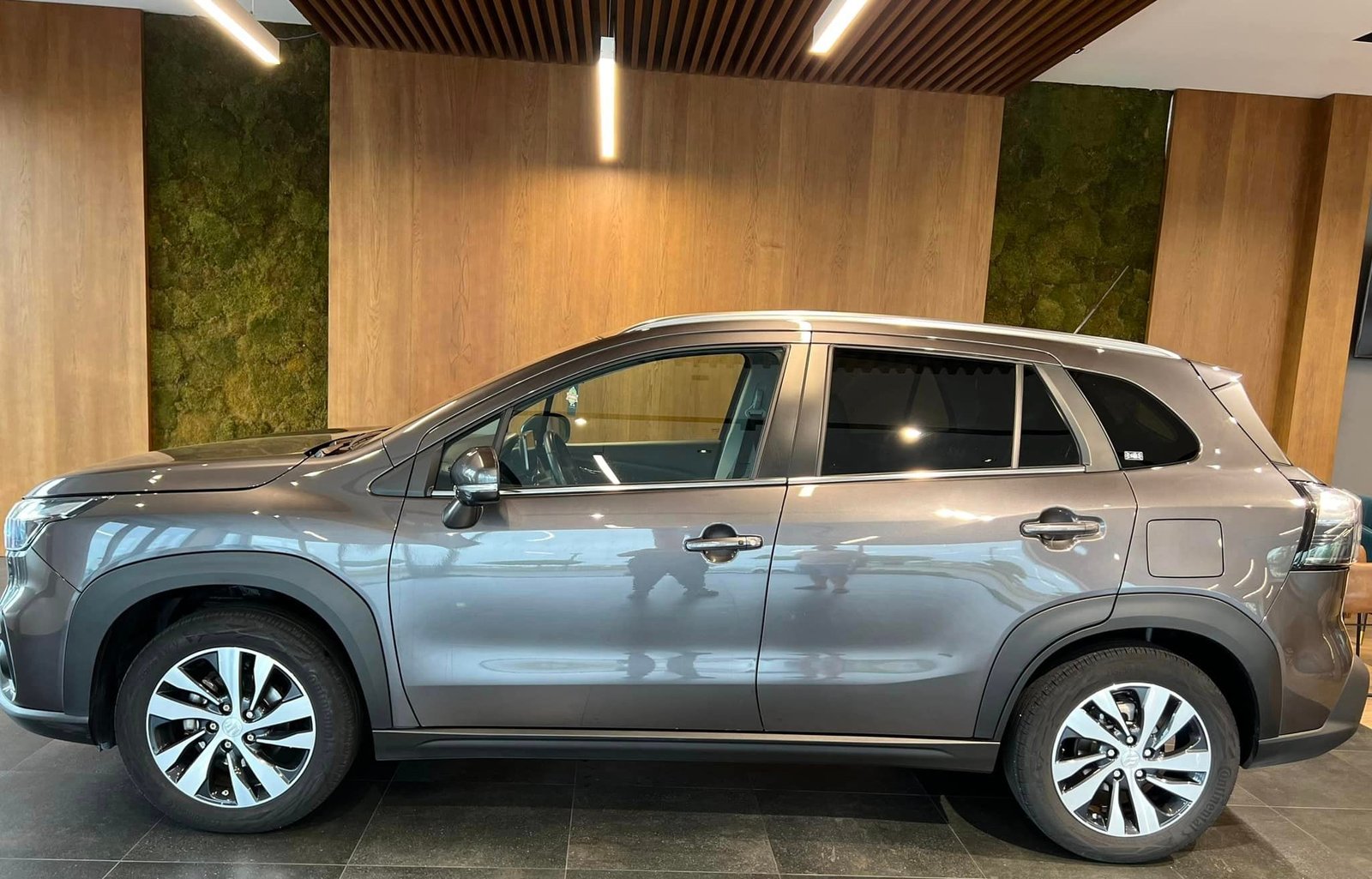 𝐒𝐔𝐙𝐔𝐊𝐈 𝐒-𝐂𝐑𝐎𝐒𝐒 𝐒𝐗𝟒 1.4 𝐁𝐄𝐍𝐙𝐈𝐍/𝐇𝐘𝐁𝐑𝐈𝐃